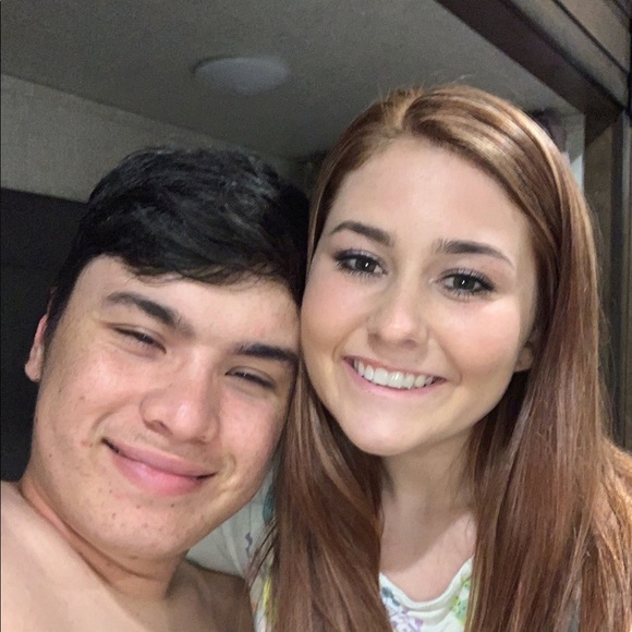 Meet your Posher, Shelbs!🌵💗 - Picture 3 of 8